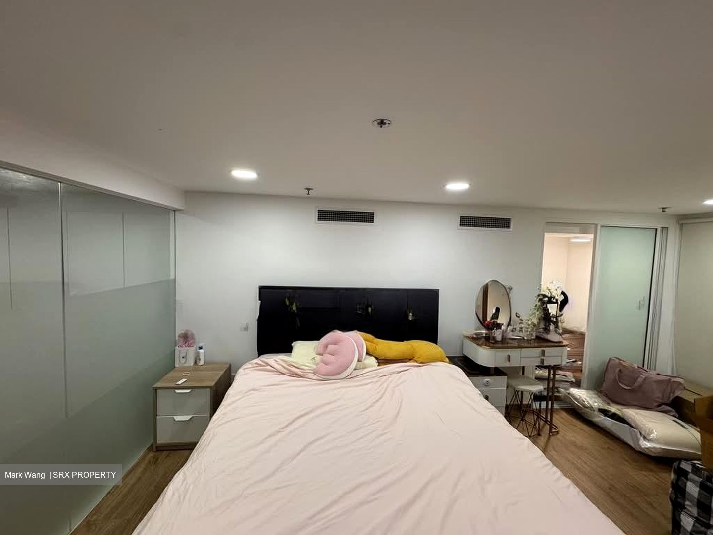 Eu Tong Sen Street (D1), Apartment #571392761